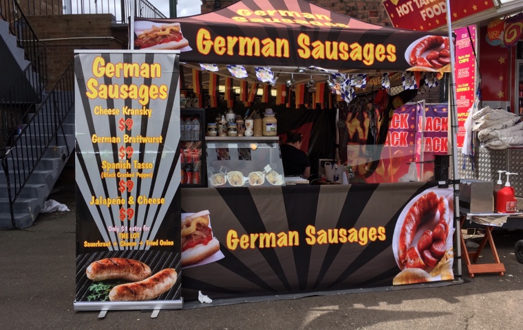 /32-alleswurst/wurstwagen2.jpg